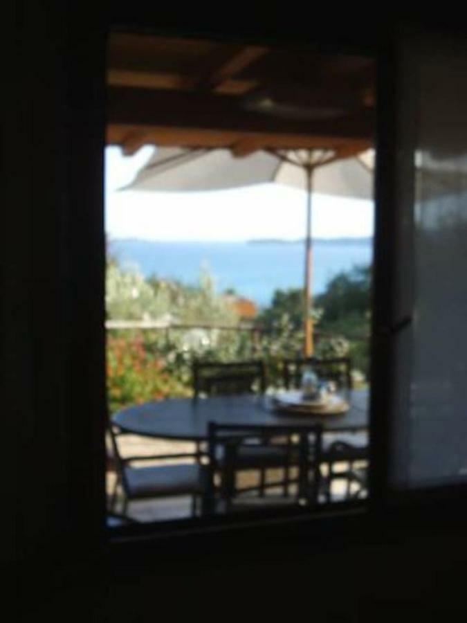 시미우스 Casa Vacanza La Terrazza Panoramica A 200 Mt Dal Mare 빌라 외부 사진